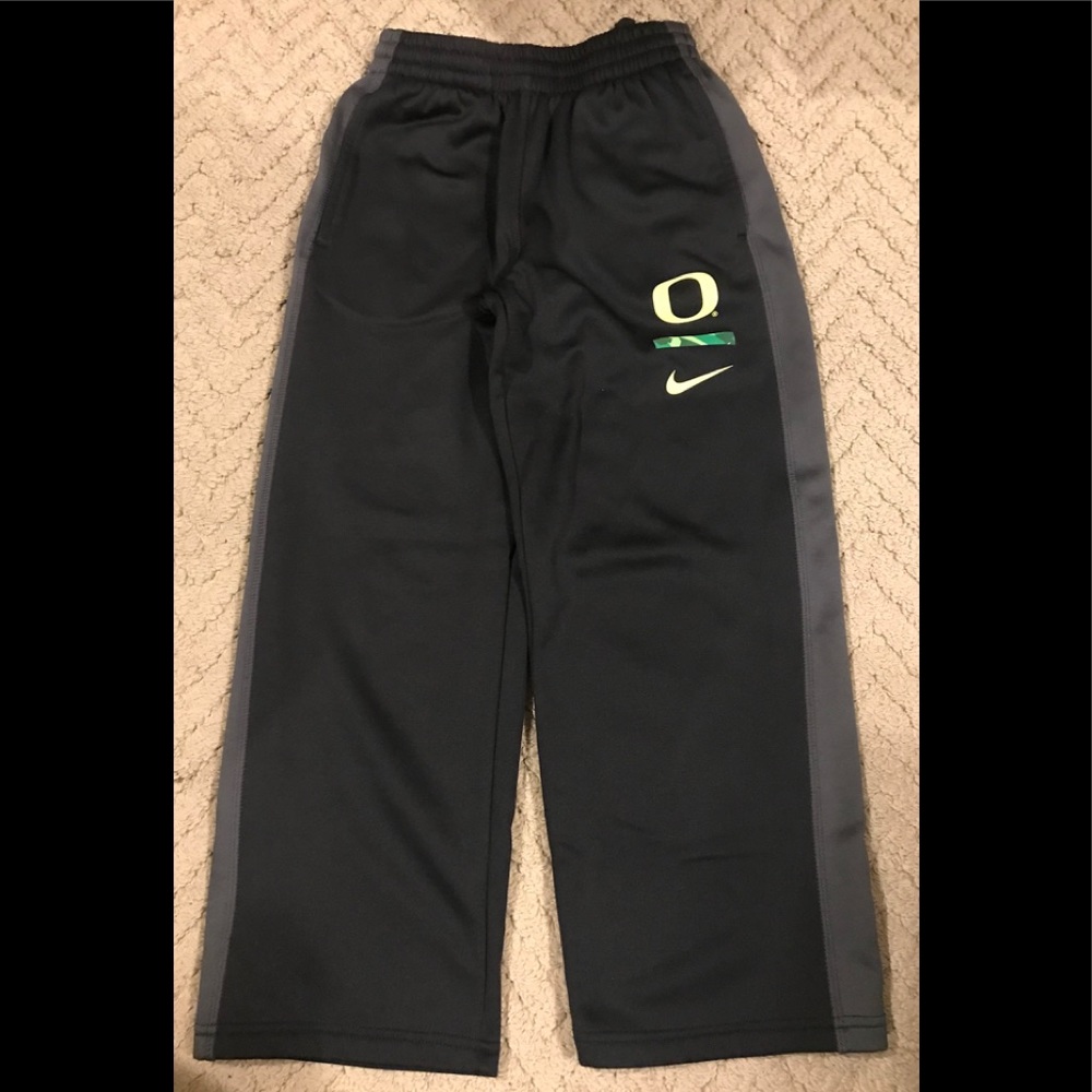 Nike Oregon Ducks Dri-Fit sweatpants, Youth Small